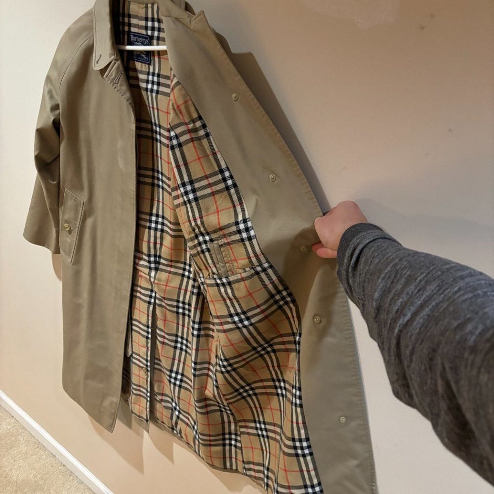 Vintage Burberry Trench Coat British Made in England - 10 Long, Beige Tan - Picture 10 of 16